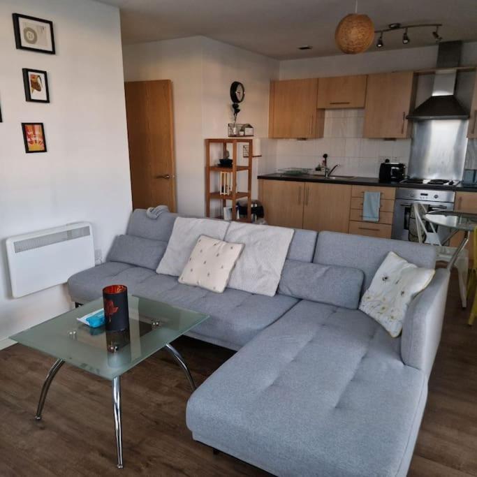 Two Bed In Sportscity マンチェスター エクステリア 写真