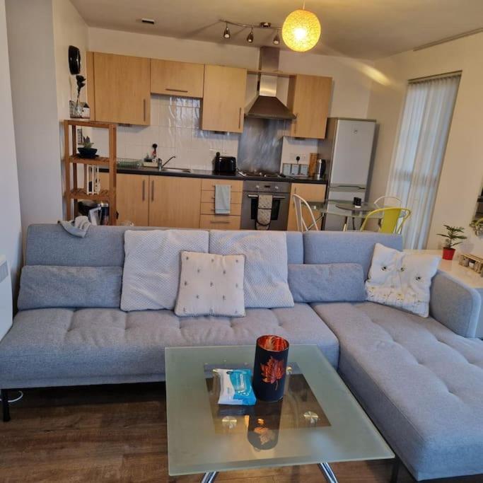 Two Bed In Sportscity マンチェスター エクステリア 写真